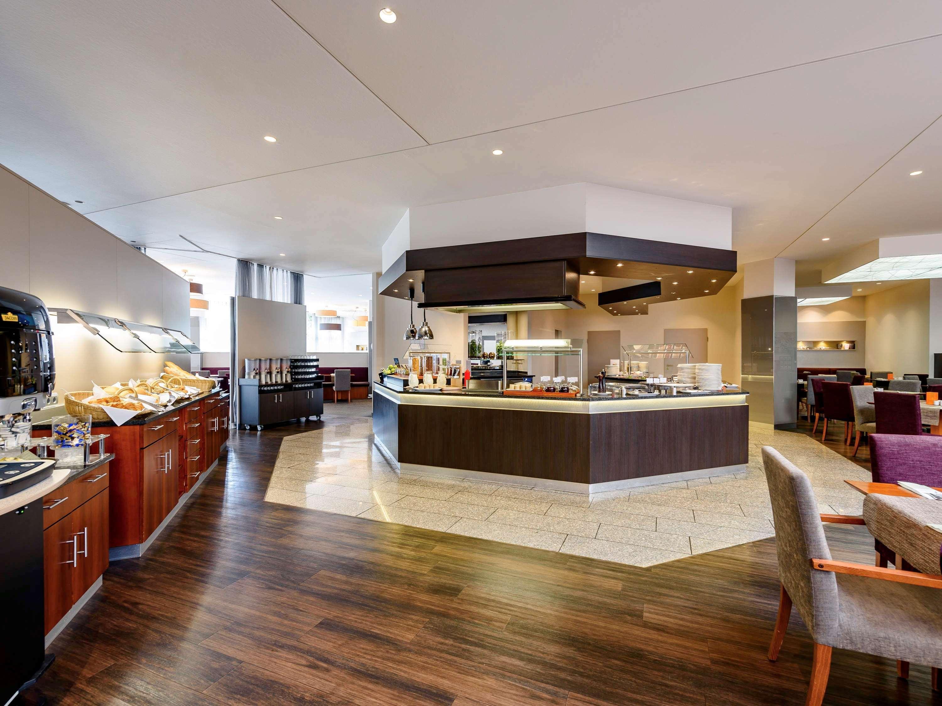 Mercure Duesseldorf Карст Экстерьер фото