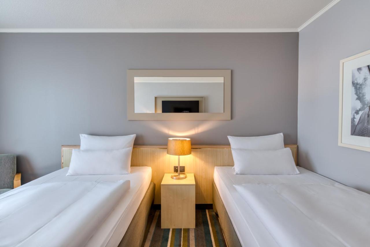 Mercure Duesseldorf Карст Экстерьер фото