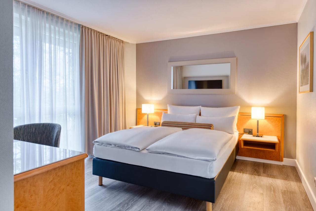 Mercure Duesseldorf Карст Экстерьер фото