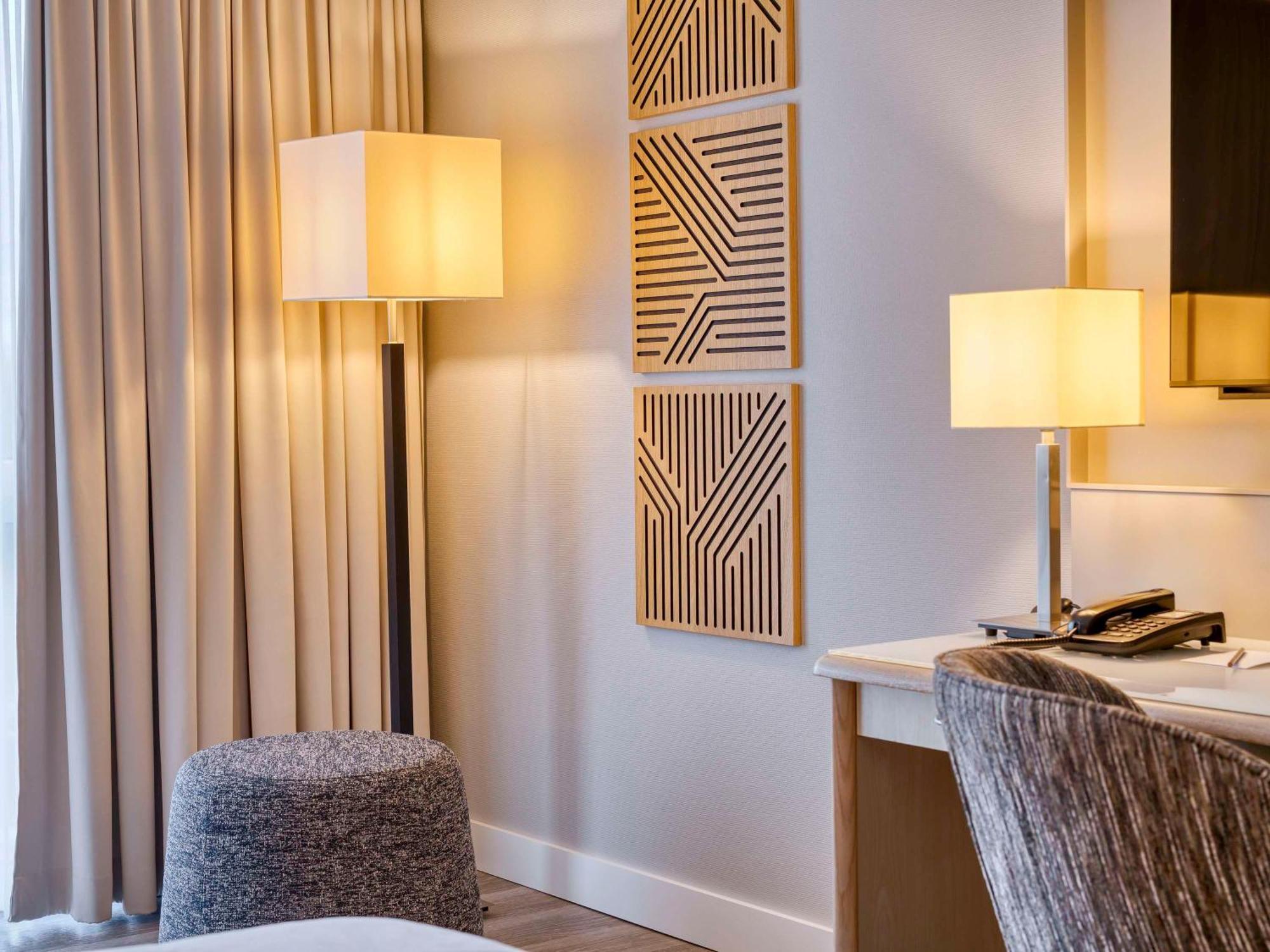 Mercure Duesseldorf Карст Экстерьер фото