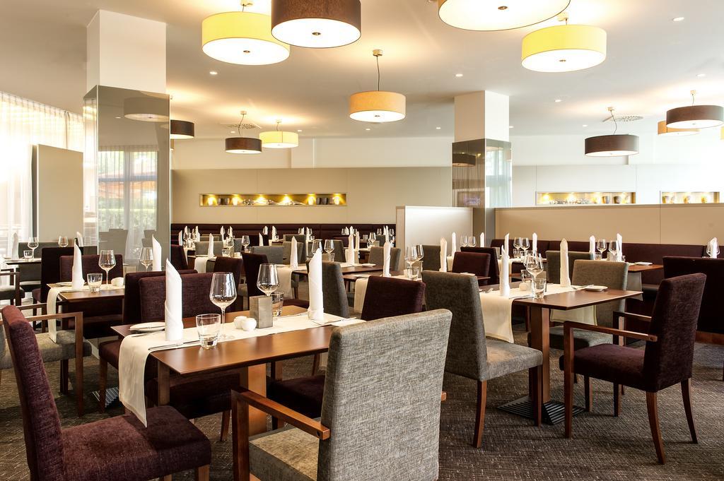 Mercure Duesseldorf Карст Экстерьер фото